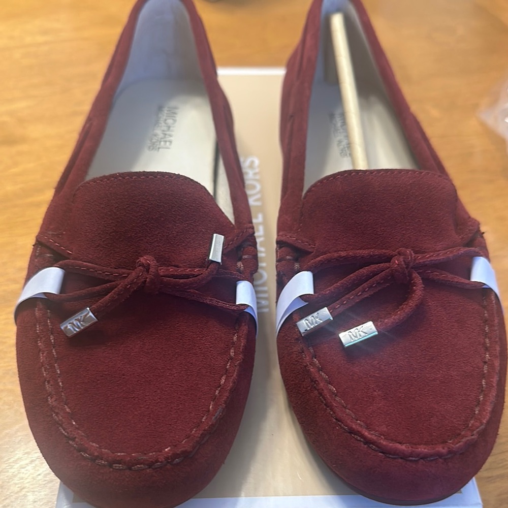 Michael Kors Merlot Suede  Daisy Moccasin Shoes with Bow Detail NWB 9M $129
